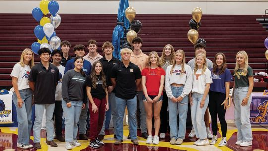 18 DSISD athletes sign to compete at next level