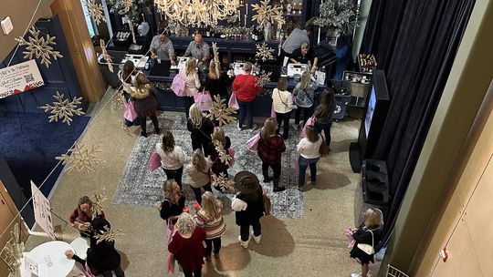 “A Christmas Affair” celebrates golden year