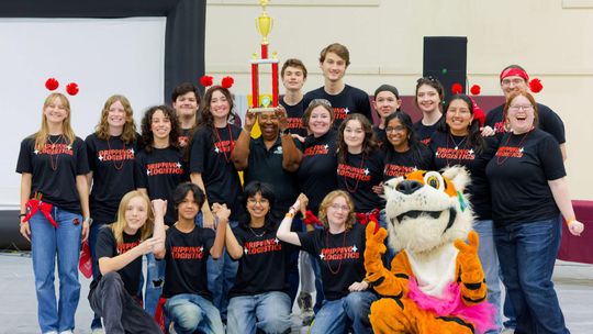 PHOTO BY LAURIE ANDERSON Teams compete in the Dripping Springs High School gym.
