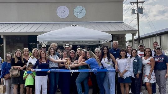 Home Grown Farm & Ranch celebrates ribbon cutting