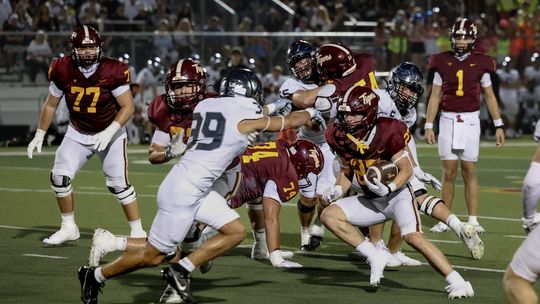 Tigers stun Vandegrift Vipers 41-14