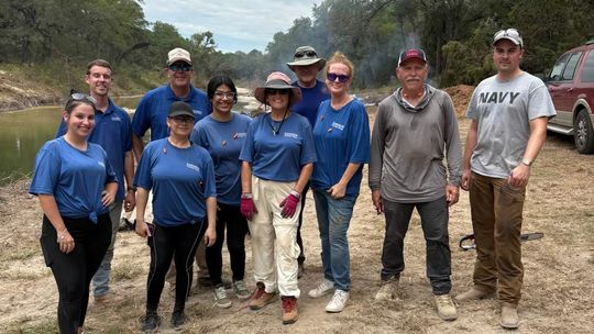 Veterans group brings skills, support to flood relief work