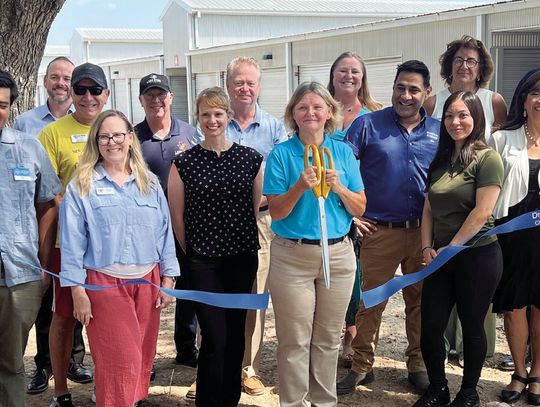 AAA Self Storage holds ribbon cutting