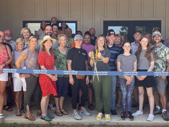 Apogee Dripping Springs cuts ribbon to open new school