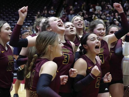 Dripping Springs Tiger Volleyball brings home title