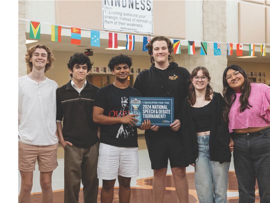 DSHS Speech & Debate heads to Nationals, earns honors