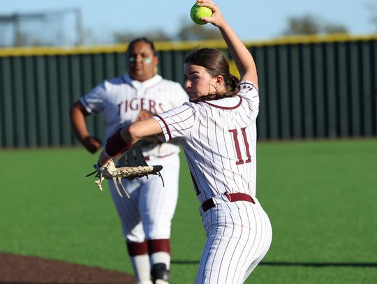 Lady Tigers begin softball season