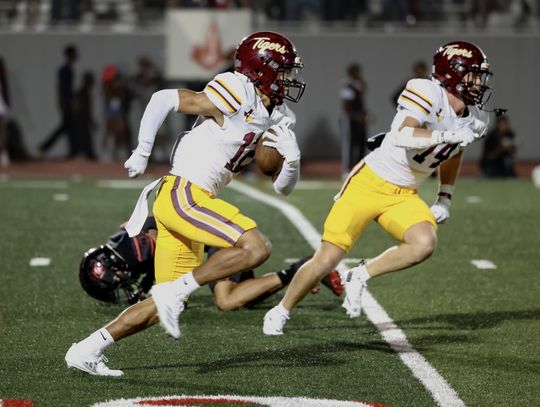Tigers blank Wagner 55-0