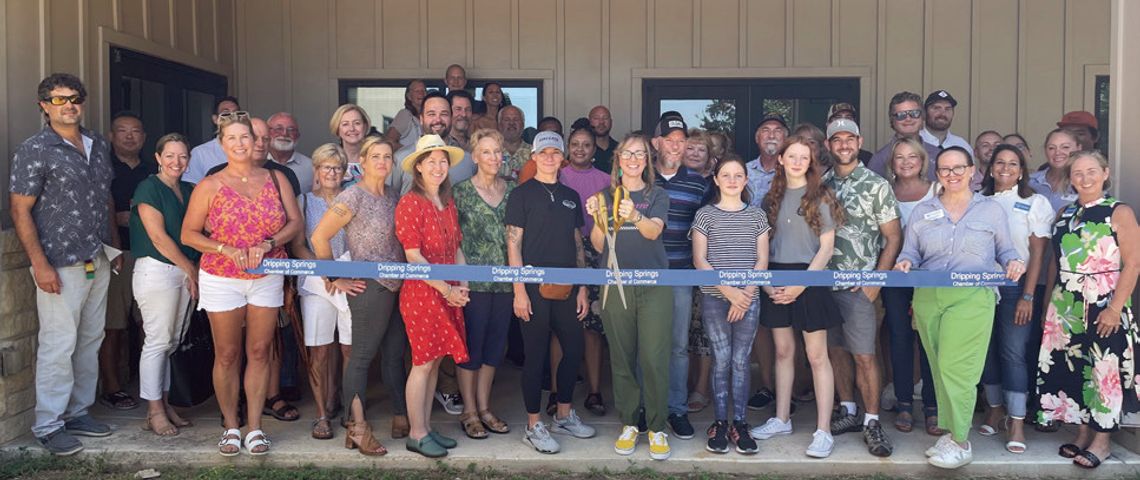 Apogee Dripping Springs cuts ribbon to open new school