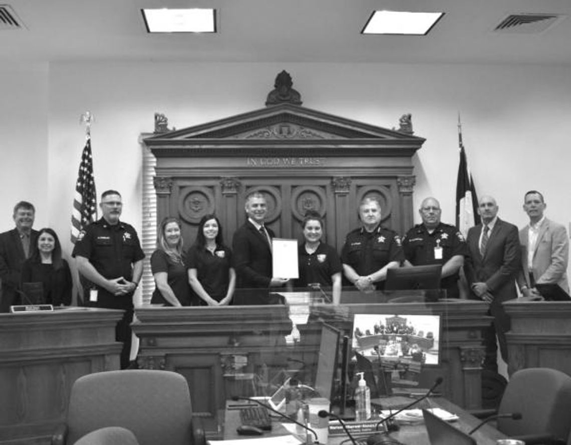 Commissioners recognize county telecommunicators