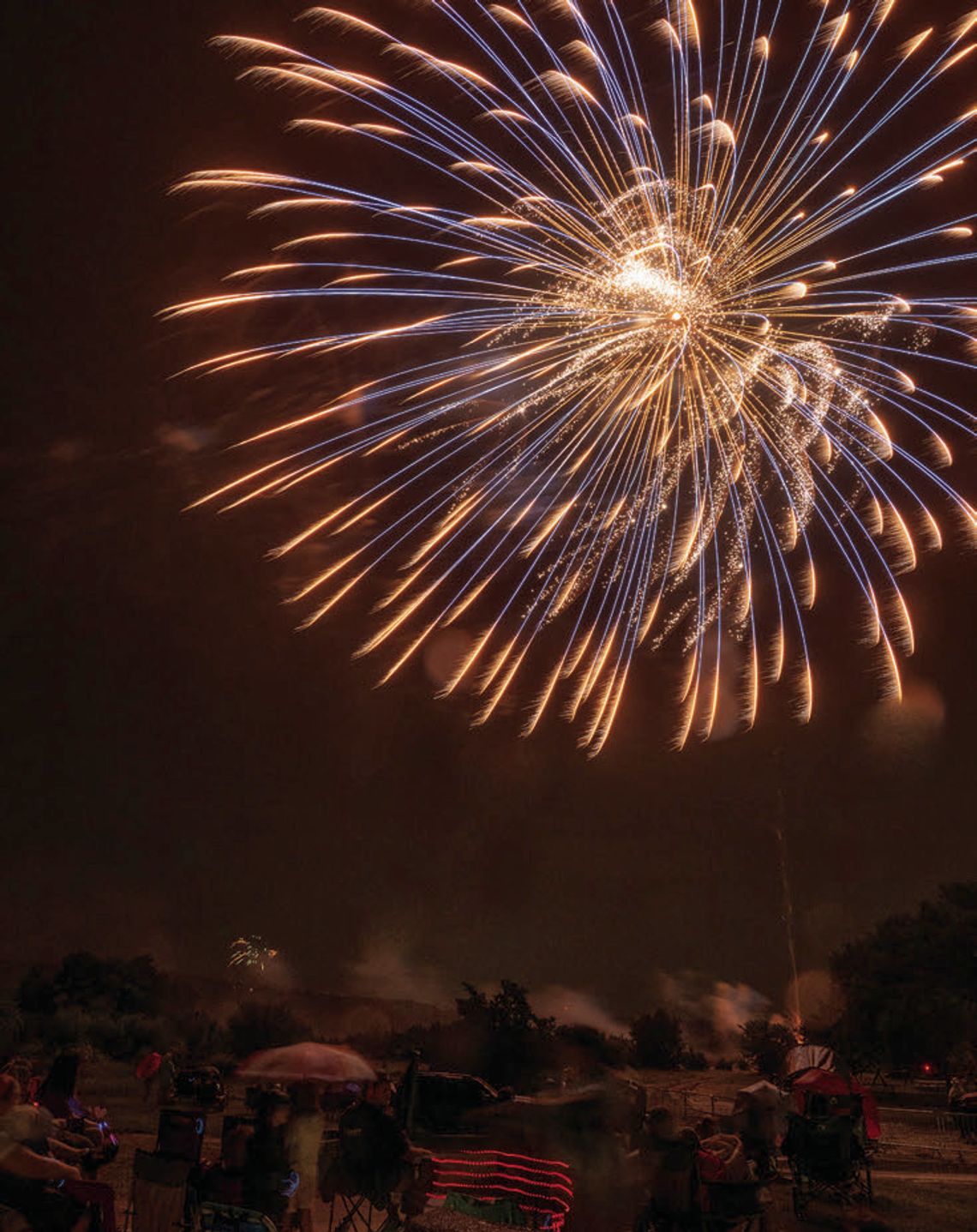 Despite weather, Fire in the Sky event carries on