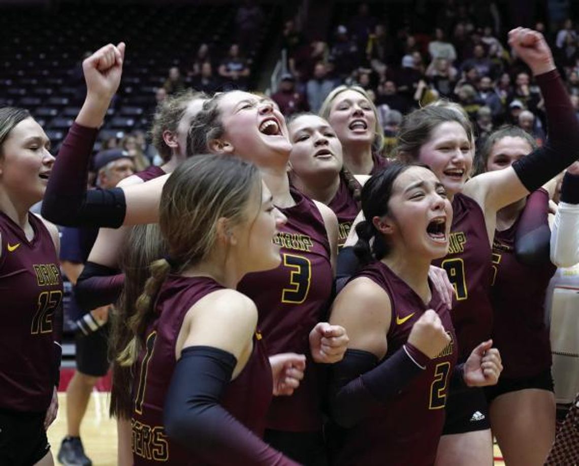 Dripping Springs Tiger Volleyball brings home title