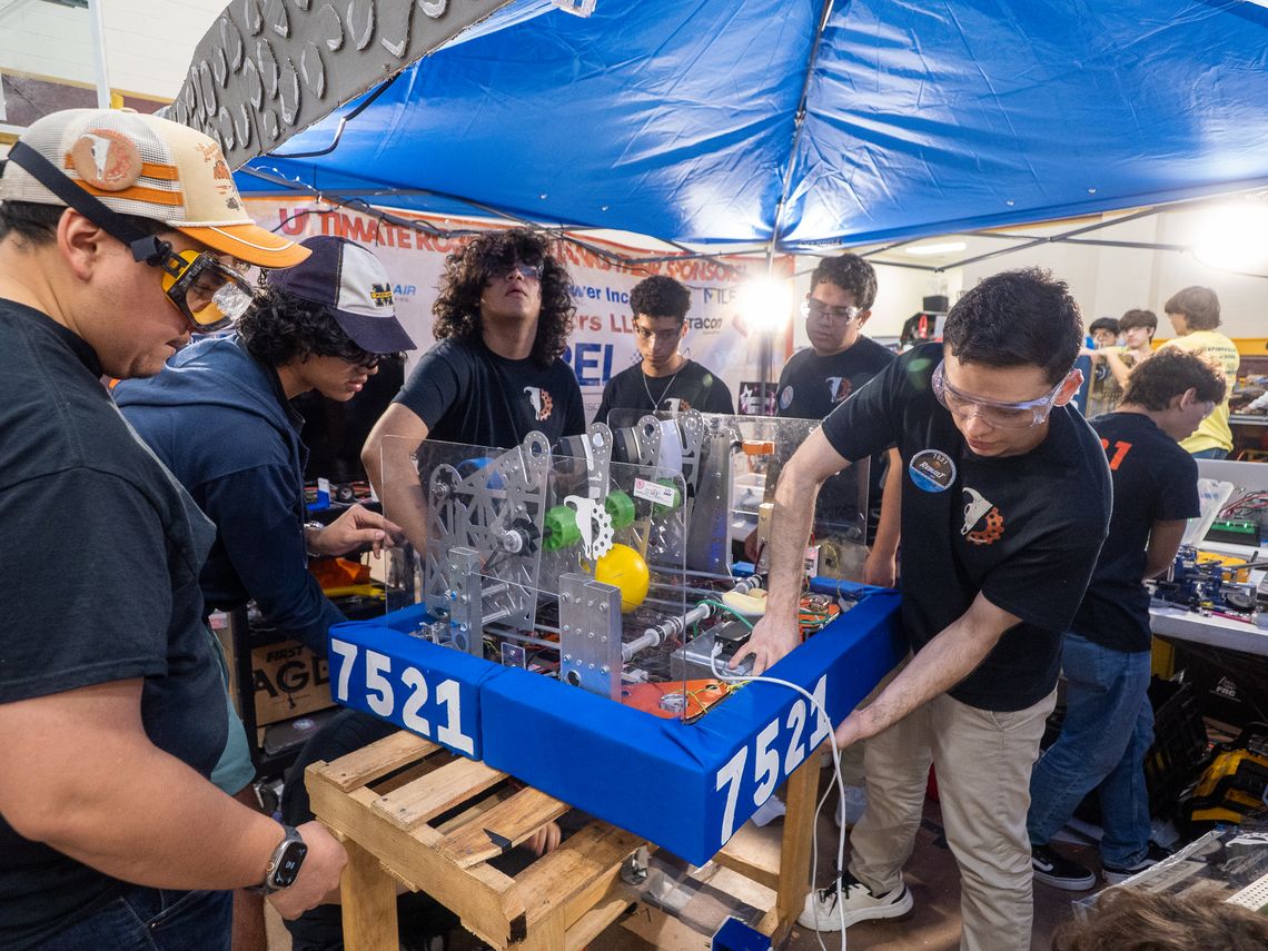 DSHS hosts FIRST Robotics competition DSHS hosts FIRST Robotics competition
