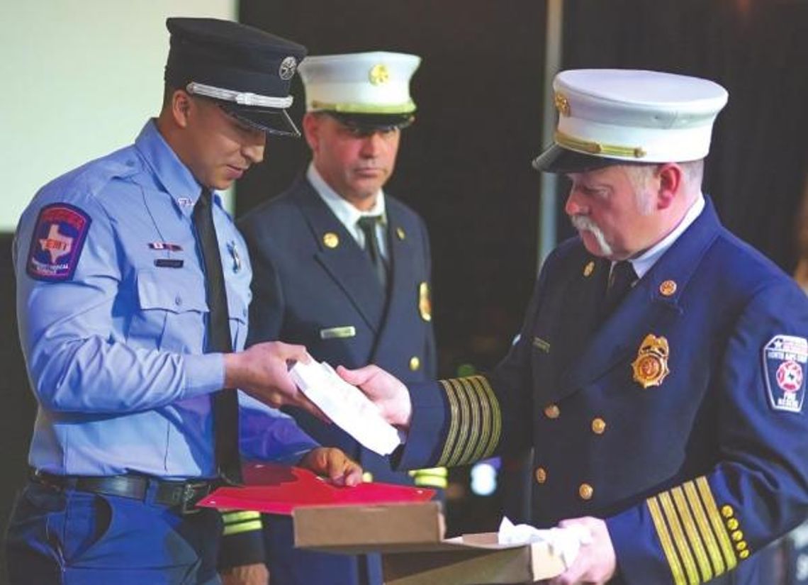 Fire Rescue welcomes new firefighters, awards veterans