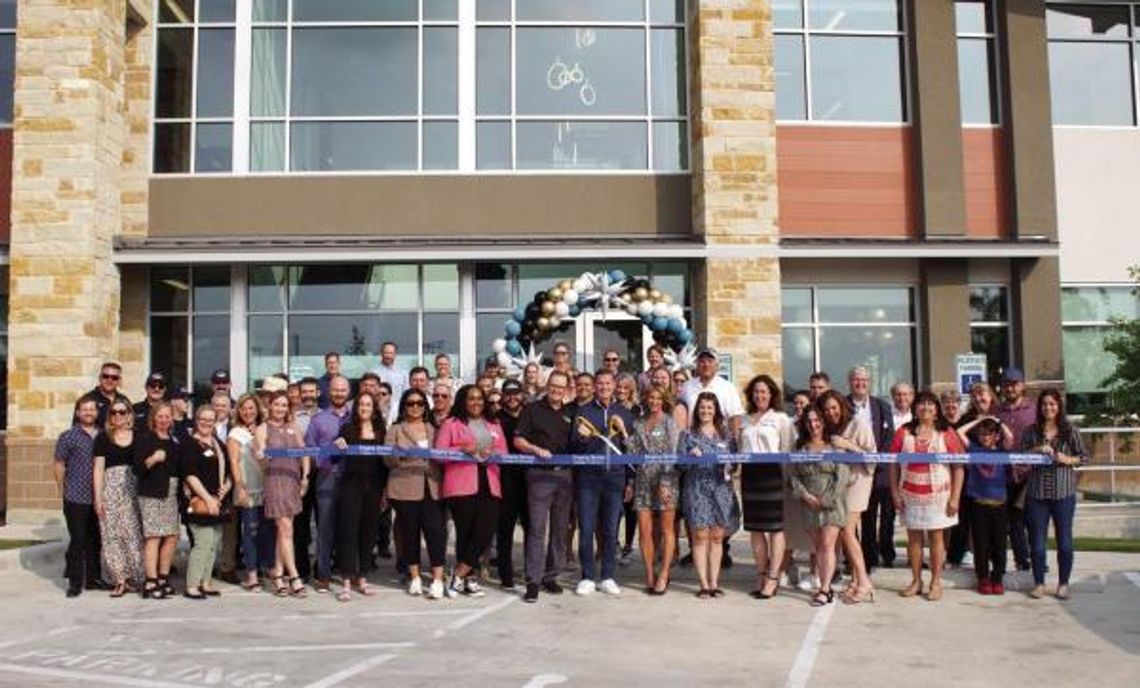 FUSE opens new space with ribbon cutting