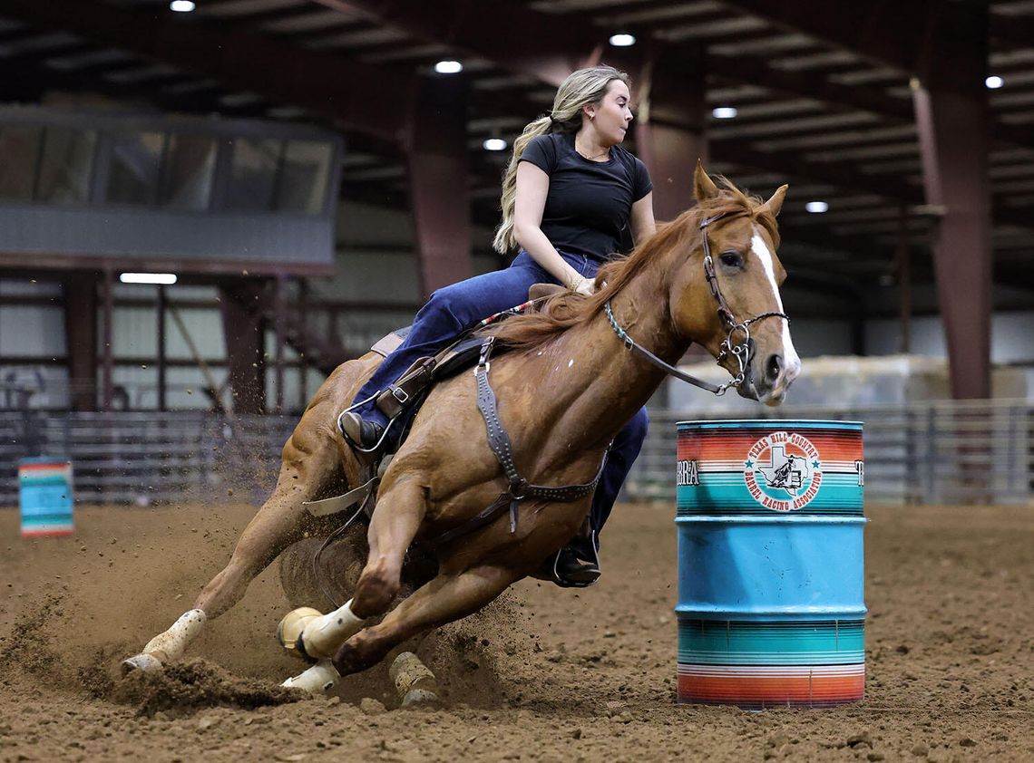 Kyle rider sets THCBRA barrel racing record Kyle rider sets THCBRA barrel racing record