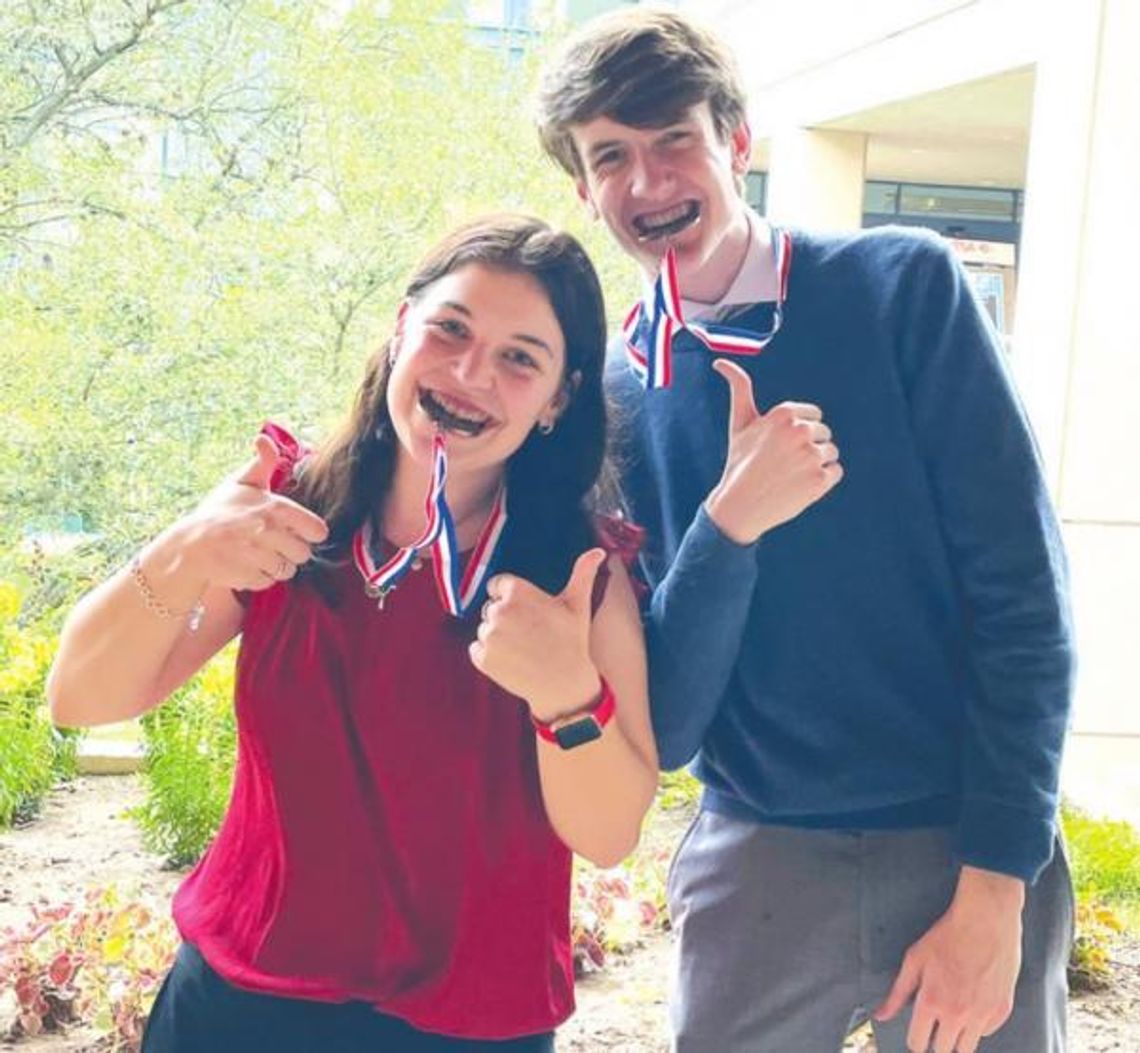 Speech and debate students make state