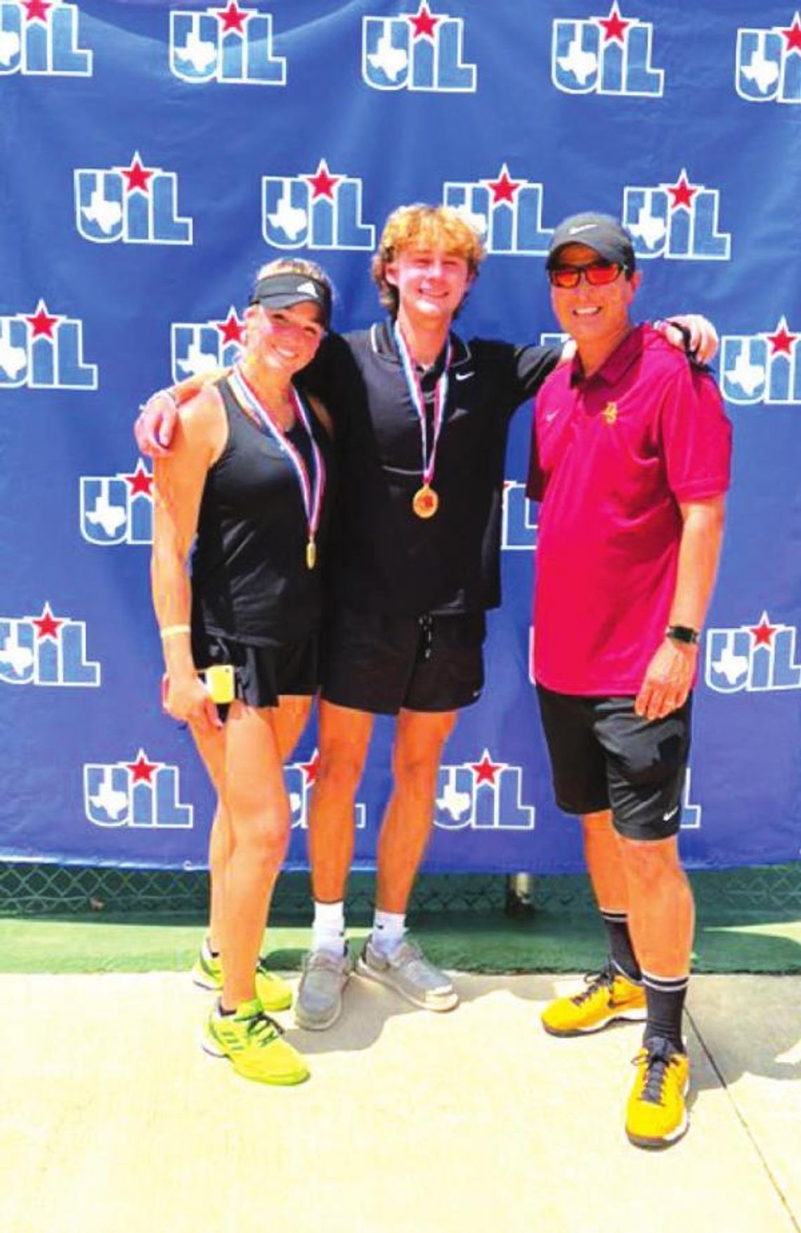 Tennis duo wins regionals, heads to state