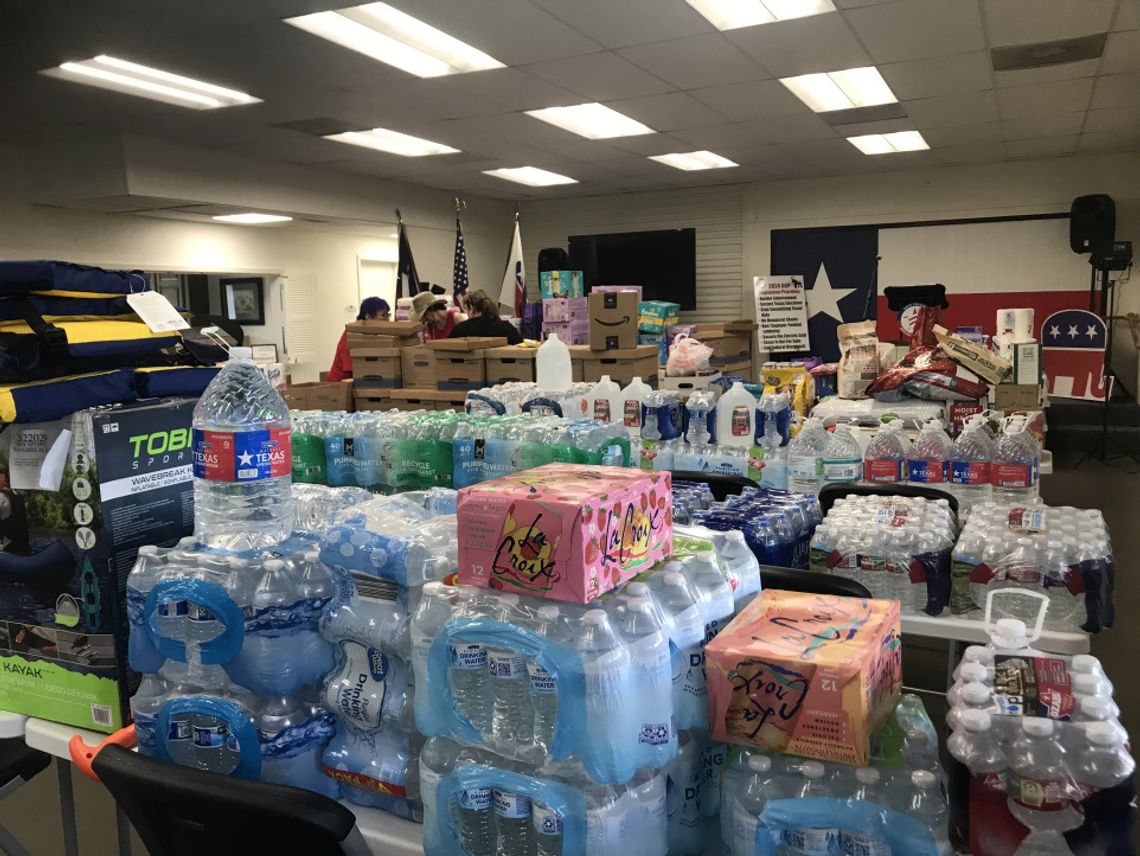 Volunteers extend relief to flood-stricken areas