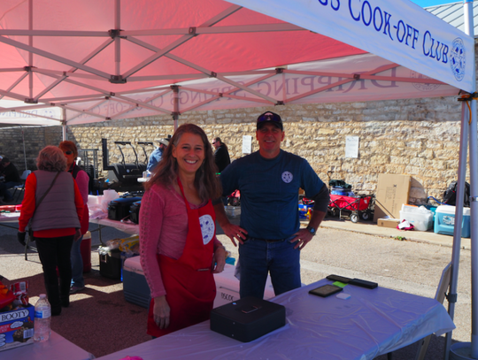 Michele and Mike Ryon of the Dripping Springs Cook Off Club