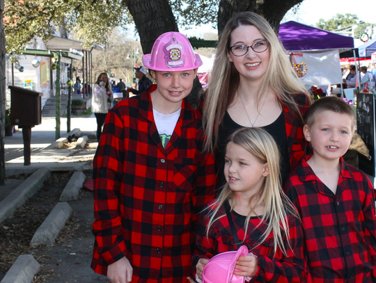 Melissa, Kelly, Persephone and Joshua Otterline coordinated beautifully at Christmas on Mercer Dripping Springs, Saturday, December 7th, 2019.